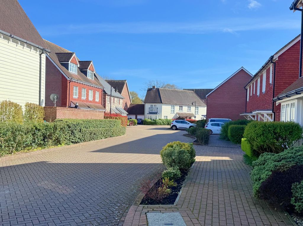 Lillywhite Road Westhampnett